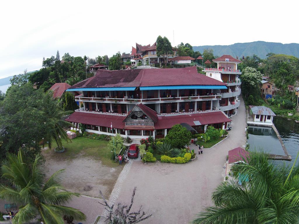 Ambaroba Resort Hotel Tuktuk Siadong Exterior foto