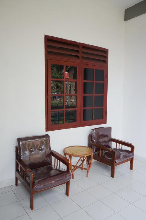 Ambaroba Resort Hotel Tuktuk Siadong Quarto foto